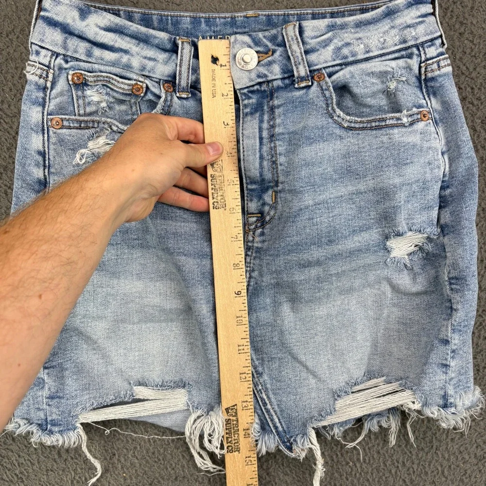 American Eagle Curvy Hi-Rise Mini Denim‎ Skirt Light Wash Distressed Size 4